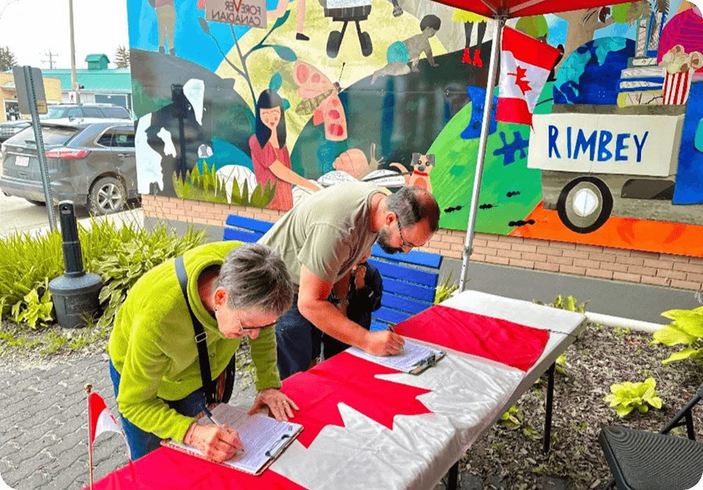 People signing the petition